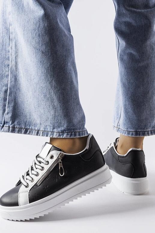 Zapatillas negras con cordones para...