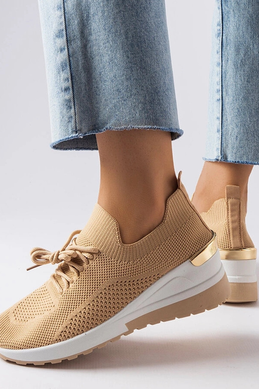 Zapatillas de cuña beige de Alberica