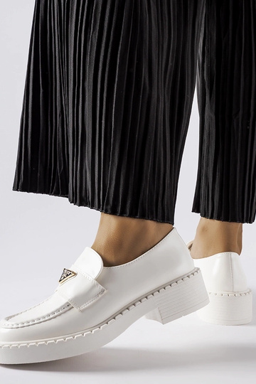 Mocasines blancos de mujer Milne 2