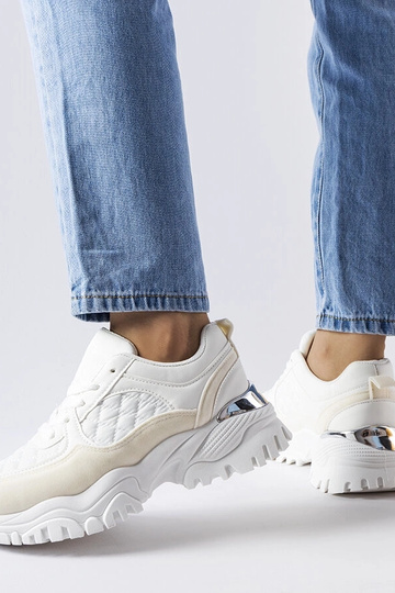Zapatillas deportivas blancas con inserción plateada, "Esquibel"