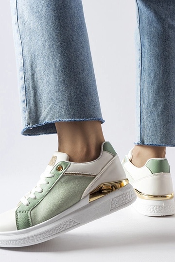 Zapatos blancos y verdes... 2