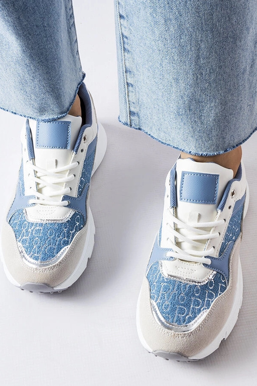 Zapatos azules y blancos con detalle...