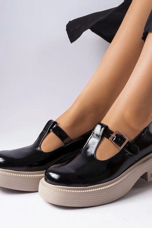 Botines negros de charol "Karino"