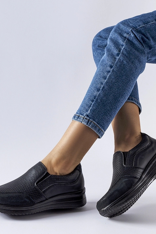 Zapatillas negras de cuña calada Rhéaume