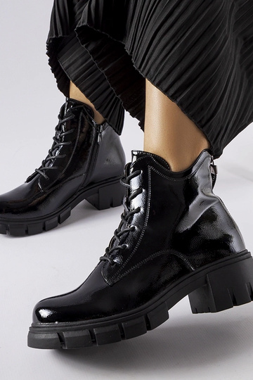 Botines de charol negros de... 2