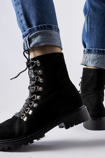 Botines de ante ecológico...