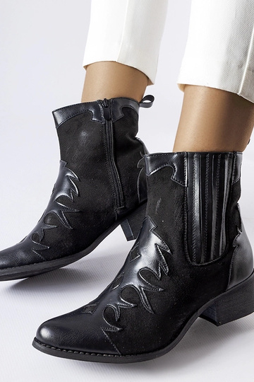 Botas vaqueras negras con...