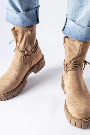 Botines con cordones beige... 2