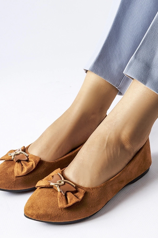 Bailarinas de punta en color marrón... Bailarinas de punta en color marrón...