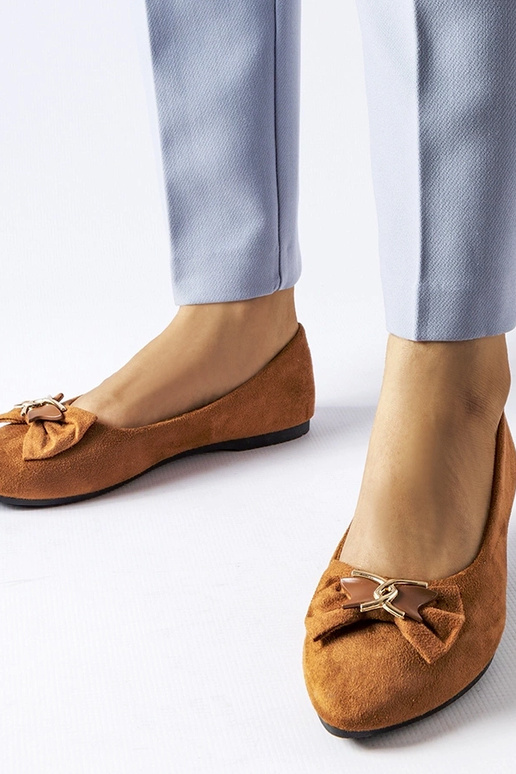 Bailarinas de punta en color marrón... Bailarinas de punta en color marrón...