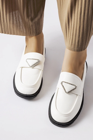 Mocasines blancos decorados con circonitas Marsilius 2
