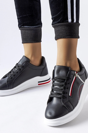 Zapatillas negras con suela blanca Anaunia