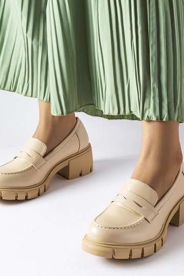 Mocasines clásicos color...