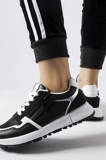 Zapatillas deportivas... 2