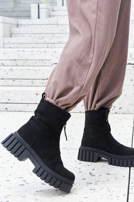 Botines de mujer negros aislantes con...