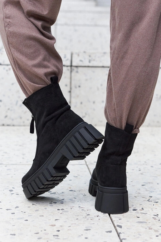 Botines de mujer negros aislantes con...