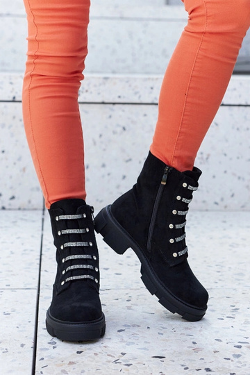 Botas de tobillo negras con circonitas, aisladas de ante sintético Sfaranda 2