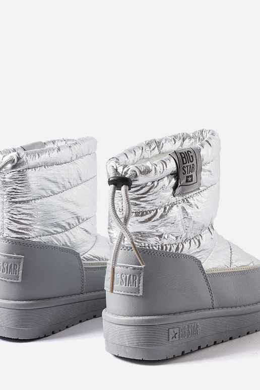 Botas de nieve con estrellas grandes...