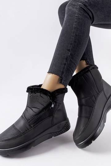 Botas de nieve negras aislantes con cremallera Judithe