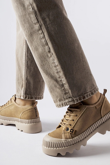 Zapatillas de piel beige Big Star KK274511 2