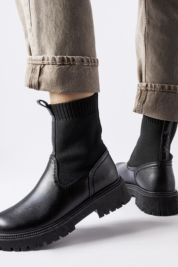 Botines negros de slip-on,... 2