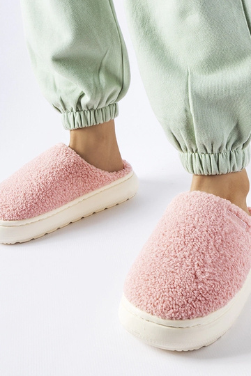 Zapatillas aislantes rosas...