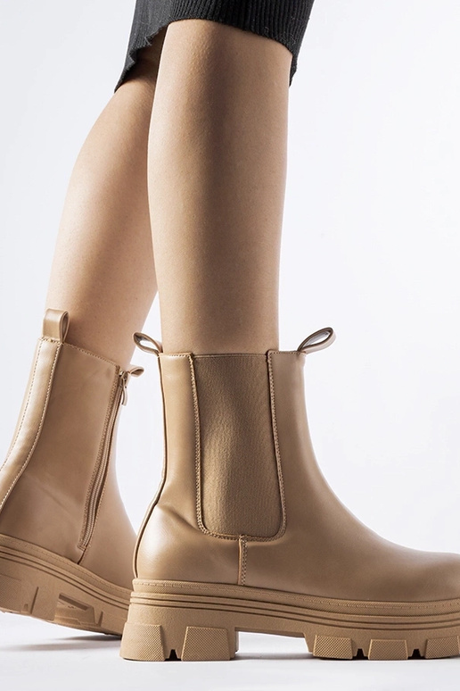 Botines beige sobre plataforma Placido