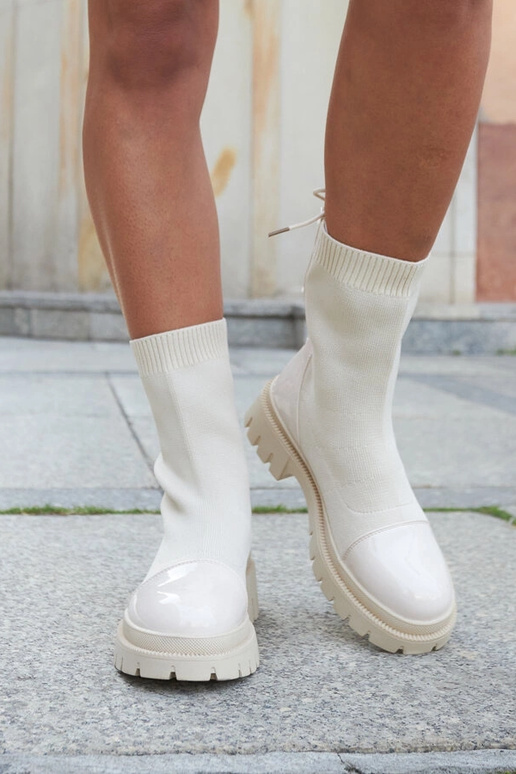 Botines Albertina de piel charol con...