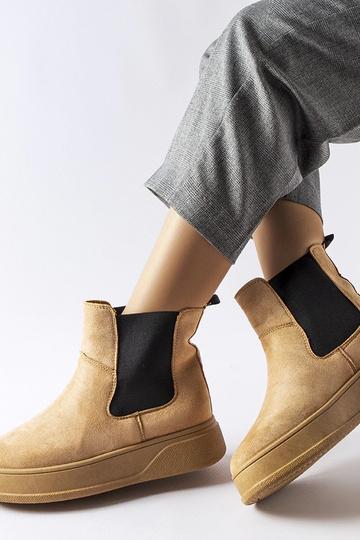 Botines de plataforma... 2