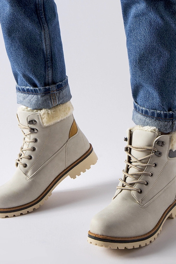 Botas aislantes grises...