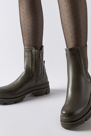 Botas de montaña verdes con... 2