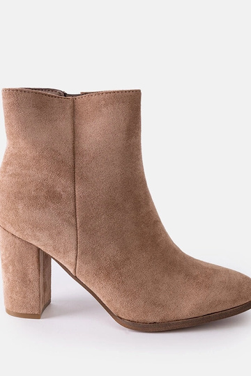 Botines beige aislantes con tacón Torricelli 2