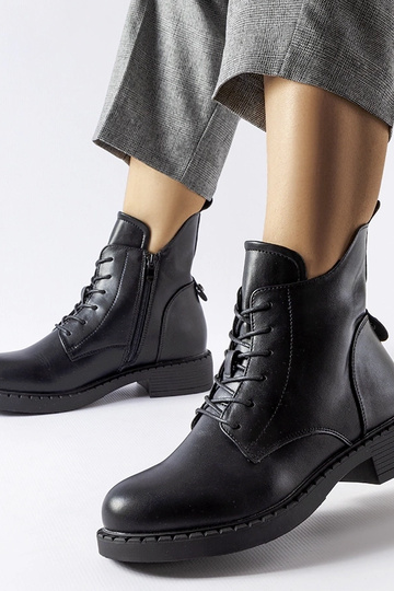 Botas planas asimétricas... 2