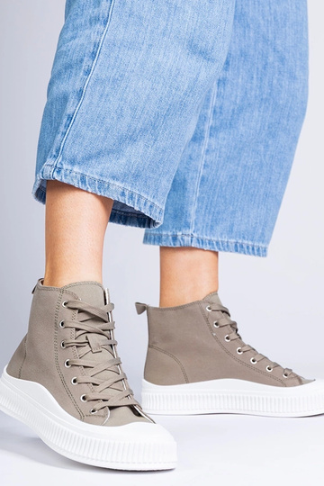 Zapatos altos verdes con... 2