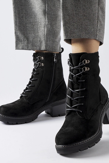 Botines negros con cordones Clementina