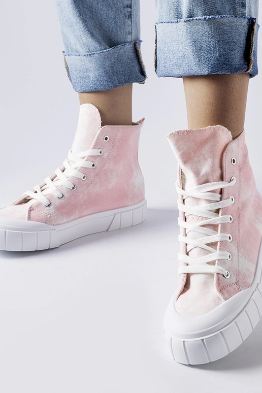 Zapatos rosas por encima del tobillo,... Zapatos rosas por encima del tobillo,...