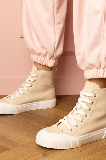 Zapatos color arena por... 2