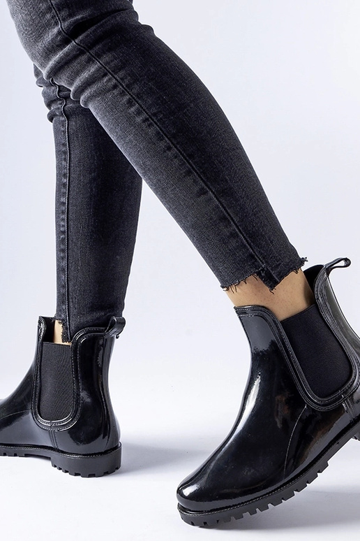 Botas cortas de charol negro Cupone