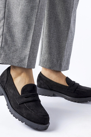 Zapatos clásicos negros de ante sintético Ticengo