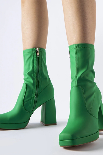 Botines de tacón alto verde mate Isauro