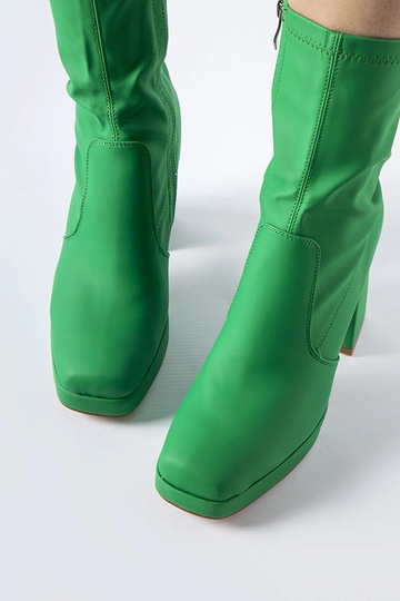 Botines de tacón alto verde mate Isauro 2