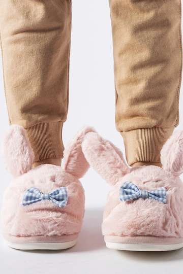 Zapatillas rosas de Bruno...