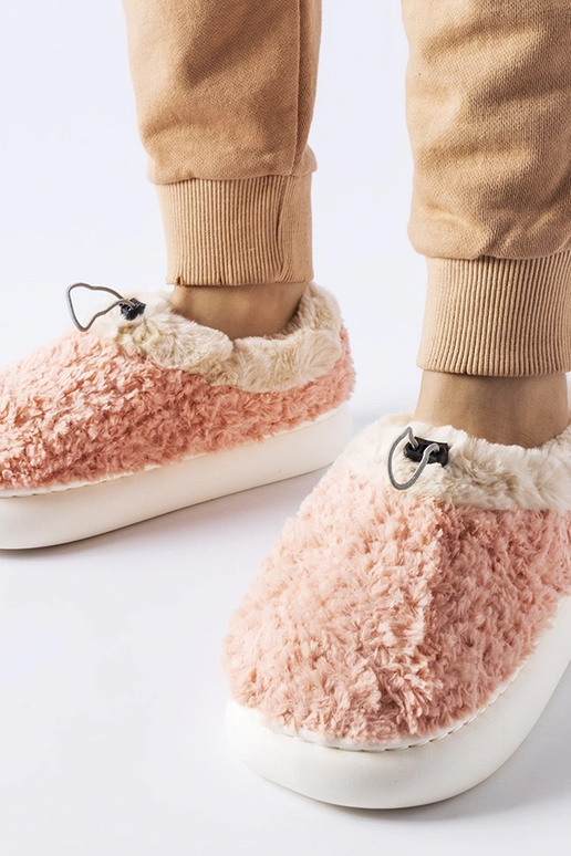 Zapatillas de estar por casa rosas...