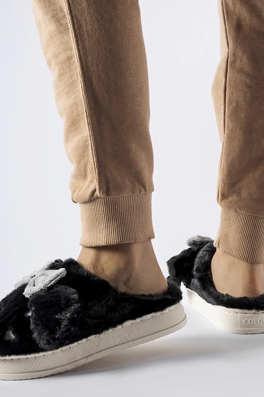 Pantuflas negras calentitas con...