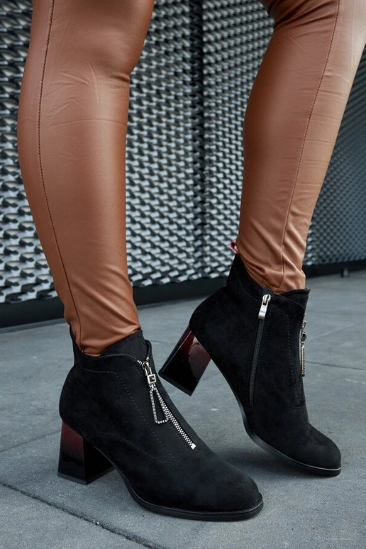 Botines de charol negro de Gianleone