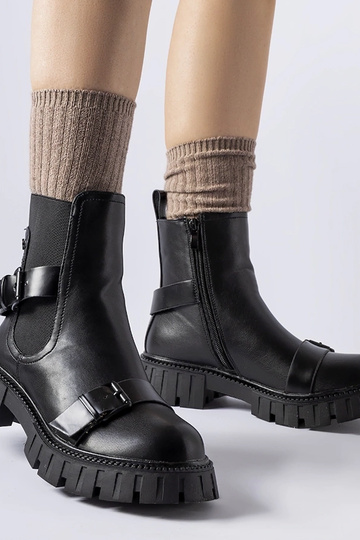 Botines negros con suela Fontarine masiva
