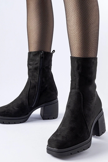 Botines negros de tacón de...