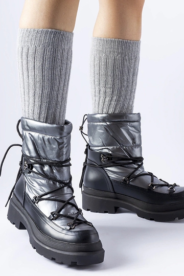 Botas de nieve con puños negros y grises de Eagleville