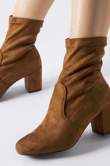 Botines sin cordones...