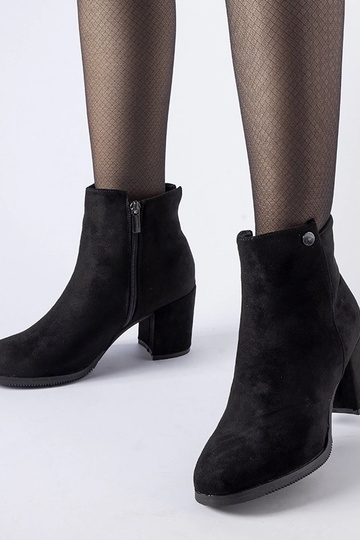 Botines negros de ante...